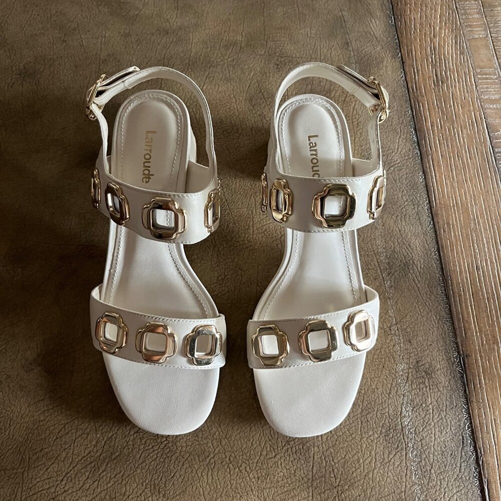 Larroudé Milan Sandal In Ivory Leather 6.5